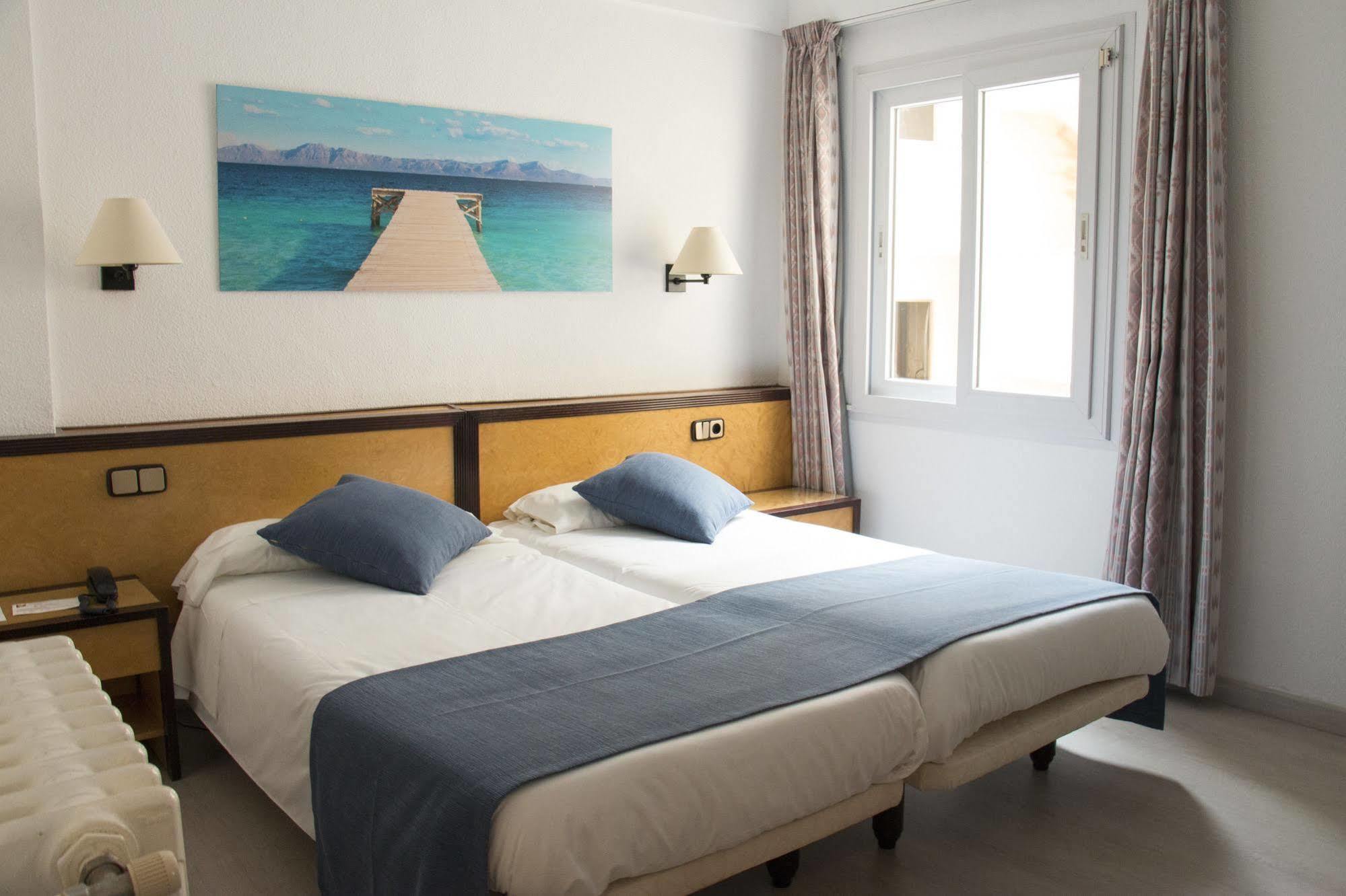 Hotel Voramar Cala Millor  Exterior foto